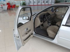 2011款 三厢 1.6L 自动 科技型