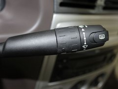 2011款 三厢 1.6L 自动 科技型