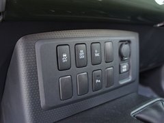 2011款 4.0L自动 5座 