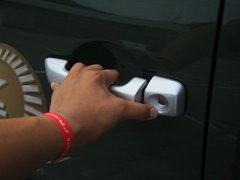 2011款 4.0L自动 5座 