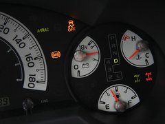 2011款 4.0L自动 5座 