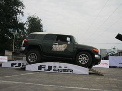 2011款 4.0L自动 5座 