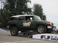 2011款 4.0L自动 5座 