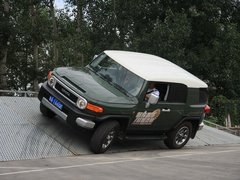 2011款 4.0L自动 5座 