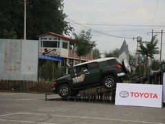 2011款 4.0L自动 5座 