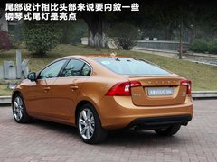 2011款 3.0T 自动 智雅版 AWD