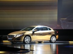 2011款 3.0T 自动 智雅版 AWD