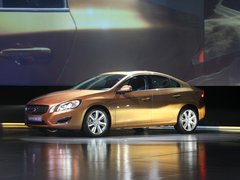 2011款 3.0T 自动 智雅版 AWD