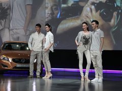 2011款 3.0T 自动 智雅版 AWD