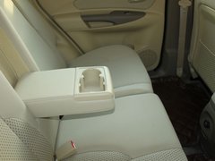 2009款 途胜 2.0GL 手动 2WD 时尚型 5座