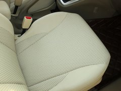 2009款 途胜 2.0GL 手动 2WD 时尚型 5座