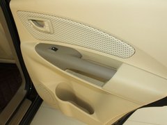2009款 途胜 2.0GL 手动 2WD 时尚型 5座