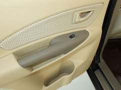 2009款 途胜 2.0GL 手动 2WD 时尚型 5座