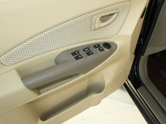 2009款 途胜 2.0GL 手动 2WD 时尚型 5座