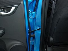 2011款 1.5L 自动 全景天窗版