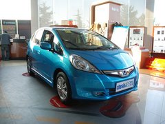 2011款 1.5L 自动 全景天窗版