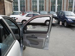 2011款 1.3L 手动 精英型