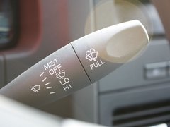 2011款 1.3L 手动 精英型