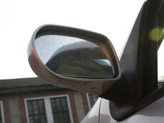 2011款 1.3L 手动 精英型