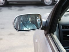 2011款 1.3L 手动 精英型