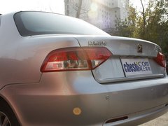 2011款 1.3L 手动 精英型