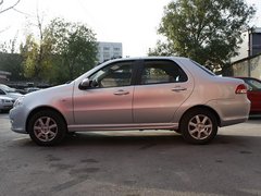 2011款 1.3L 手动 精英型