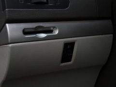 2011款 1.5L 手动 豪华型