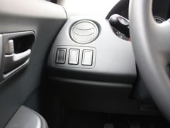 2011款 1.3L 手动 超值版