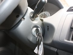 2011款 1.3L 手动 超值版