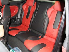 2012款 2.0T 自动 3门耀动版 4座