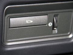 2012款 2.0T 自动 3门耀动版 4座