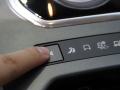 2012款 2.0T 自动 3门耀动版 4座