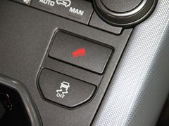 2012款 2.0T 自动 3门耀动版 4座