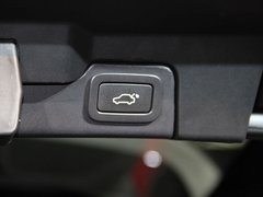 2012款 2.0T 自动 3门耀动版 4座