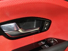 2012款 2.0T 自动 3门耀动版 4座
