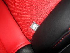 2012款 2.0T 自动 3门耀动版 4座