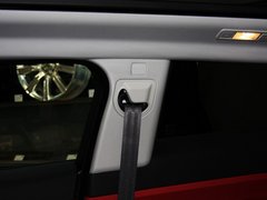 2012款 2.0T 自动 3门耀动版 4座