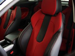 2012款 2.0T 自动 3门耀动版 4座