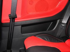 2012款 2.0T 自动 3门耀动版 4座