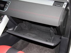 2012款 2.0T 自动 3门耀动版 4座