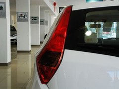 2011款 1.5 AMT 精英版