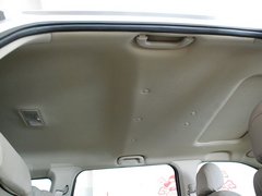 2011款 2.4L 手动 汽油4X2超豪华型 5座