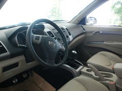 2011款 2.4L 手动 汽油4X2超豪华型 5座