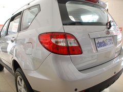 2011款 2.4L 手动 汽油4X2超豪华型 5座
