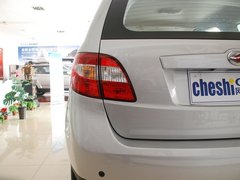 2011款 2.4L 手动 汽油4X2超豪华型 5座