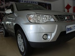2011款 2.4L 手动 汽油4X2超豪华型 5座