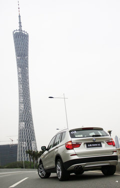 2011款 3.0T xDrive35i豪华型 5座