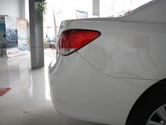2011款 锋畅版 1.5L 手动 尊贵型