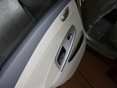 2011款 锋畅版 1.5L 手动 尊贵型
