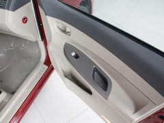 2011款 锋畅版 1.5L 手动 尊贵型